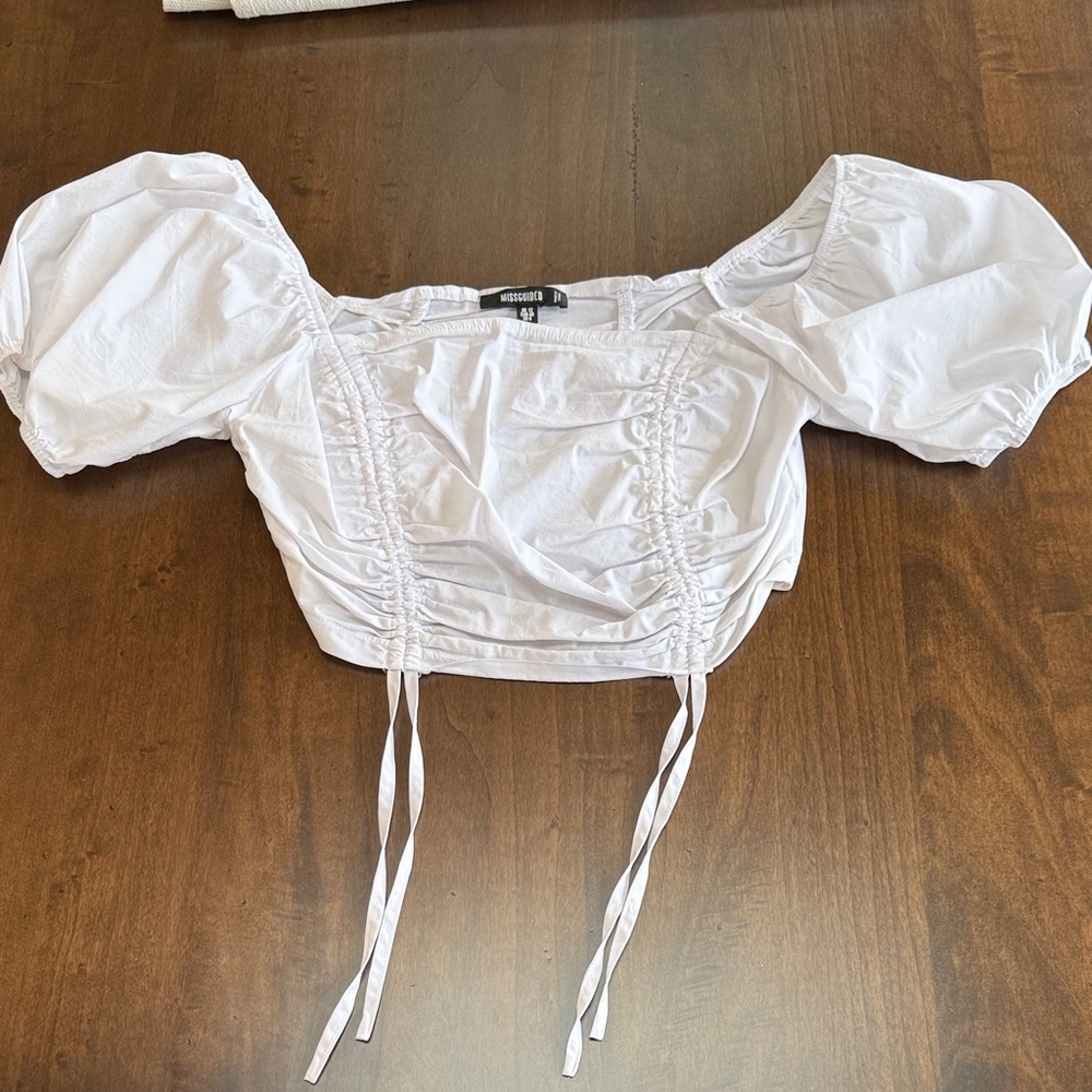 Missguided White Poplin Ruched Tie Puff Sleeve Crop Top